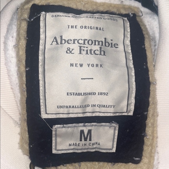 Abercrombie Vintage Cream Hoodie (EUC) - Picture 8 of 8